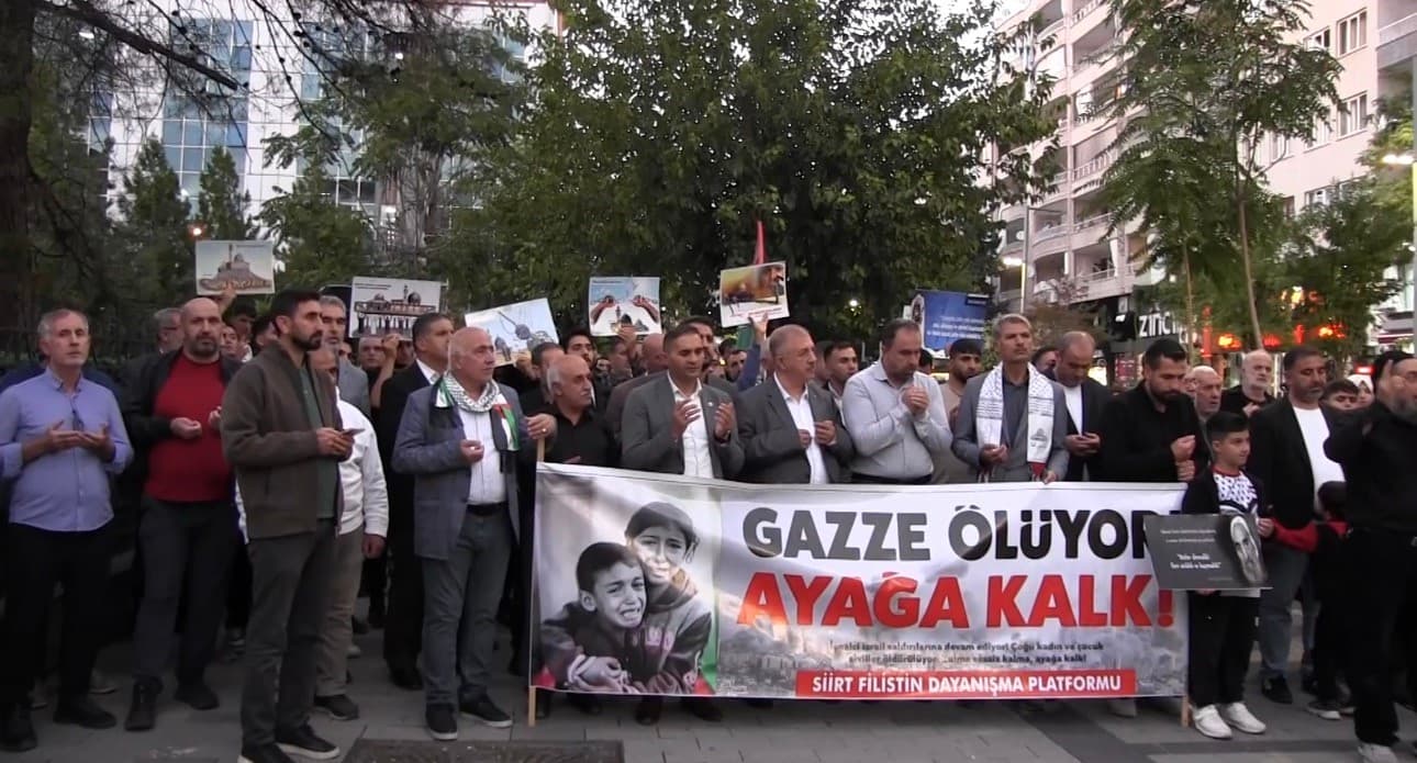 Siirt'te Aksa Tufanının Üçüncü Yıl Dönümü: Filistin Halkına Destek Mesajları Verildi