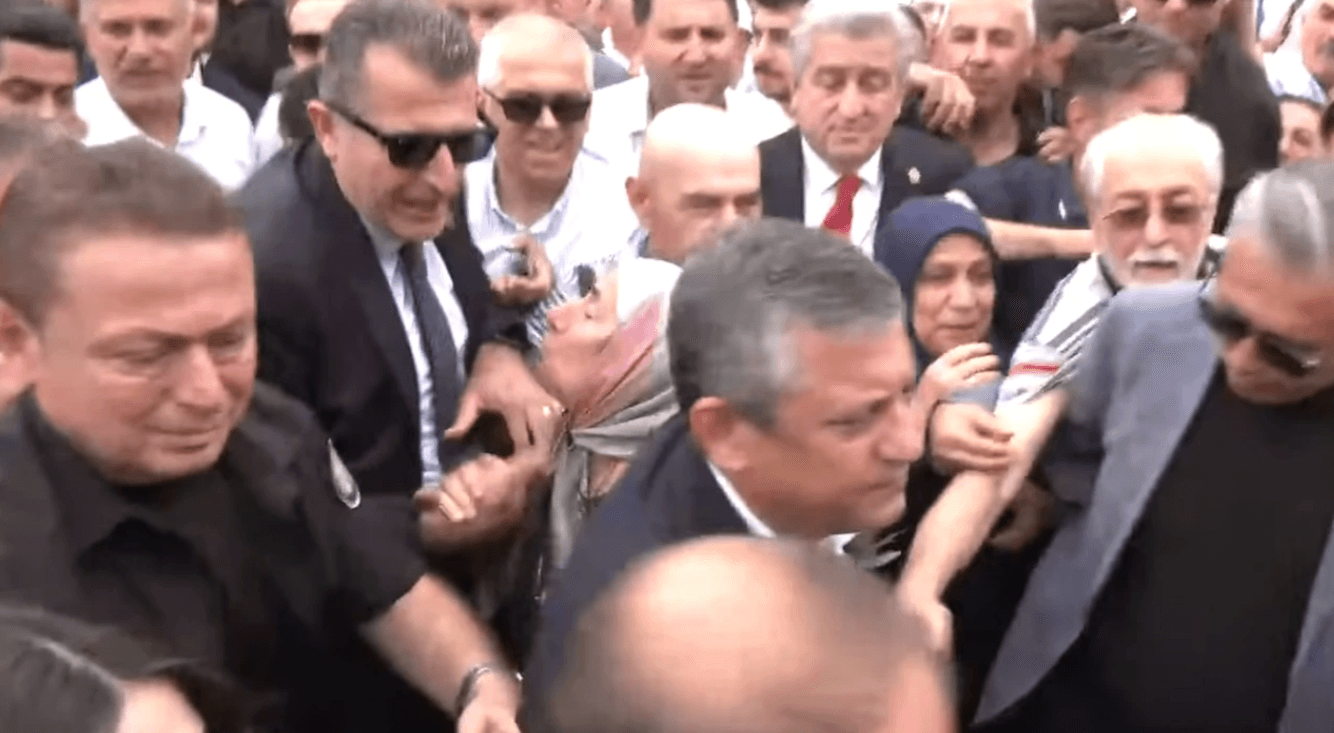 YENİ PARTİ'NİN İLK CUMA MESAJI