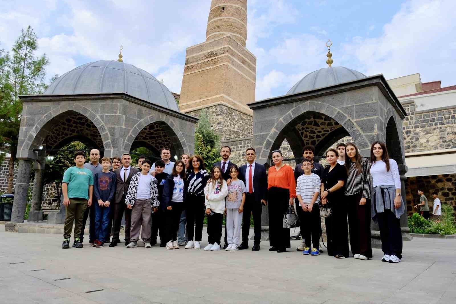 Cizre'de Kültür Etkileşimi: İstanbul'dan Öğrenciler Dengbêj Evi'nde Kültürel Mirası Keşfetti