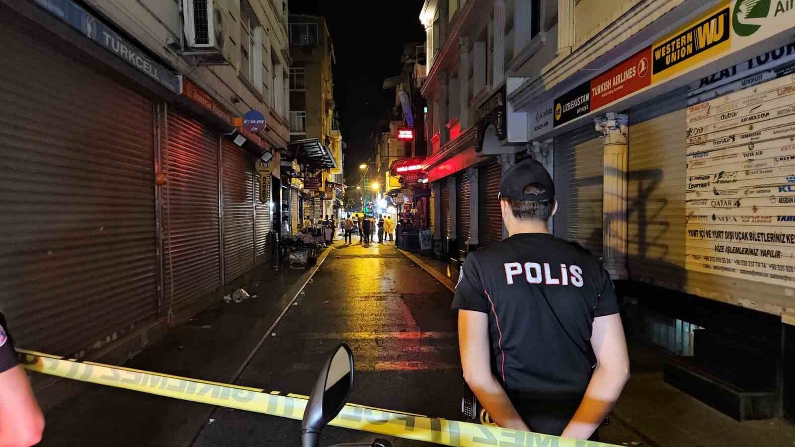 Fatih'te Esnaf Çatışması Silahlı Kavgaya Dönüştü: Bir Kişi Öldü, Bir Kişi Yaralandı
