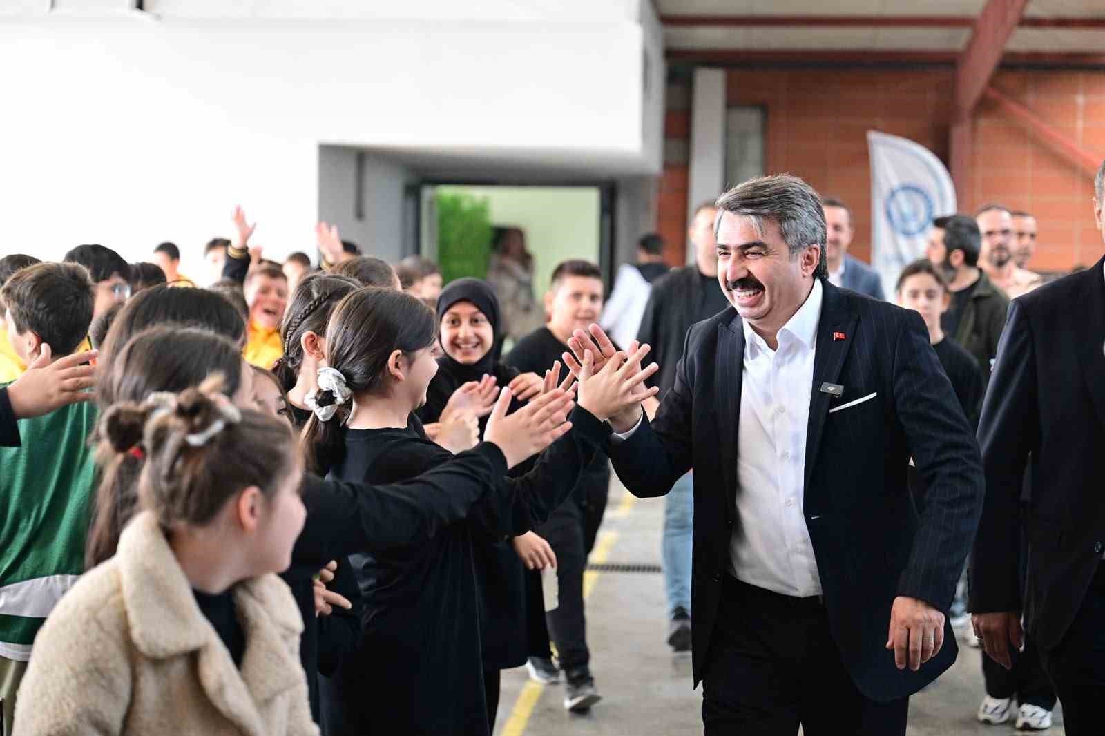 Yıldırım Belediye Başkanı Yılmaz’dan Eğitim Kurumlarına Ziyaret ve Gençlere Mesaj