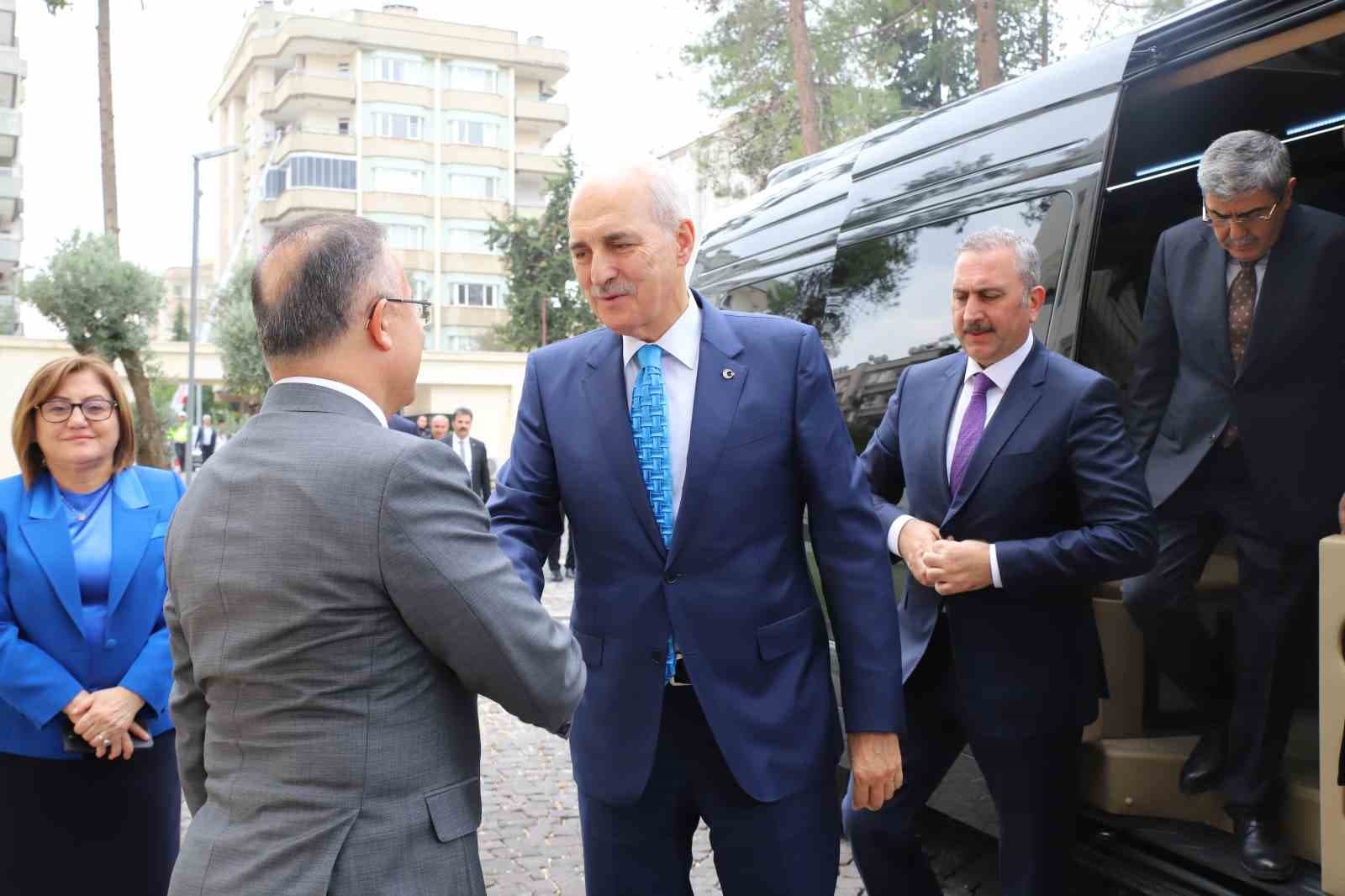 TBMM Başkanı Numan Kurtulmuş, Gaziantep Valiliği'ni Ziyaret Etti