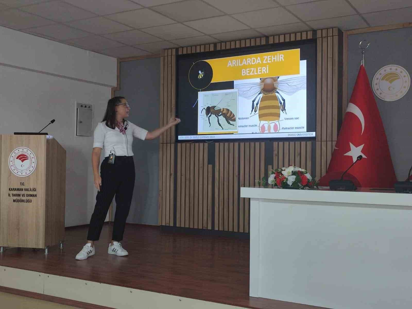 DAGEM, Karamanlı Arıcılara Bal Arısı Zehri Üretimi Eğitimi Verdi