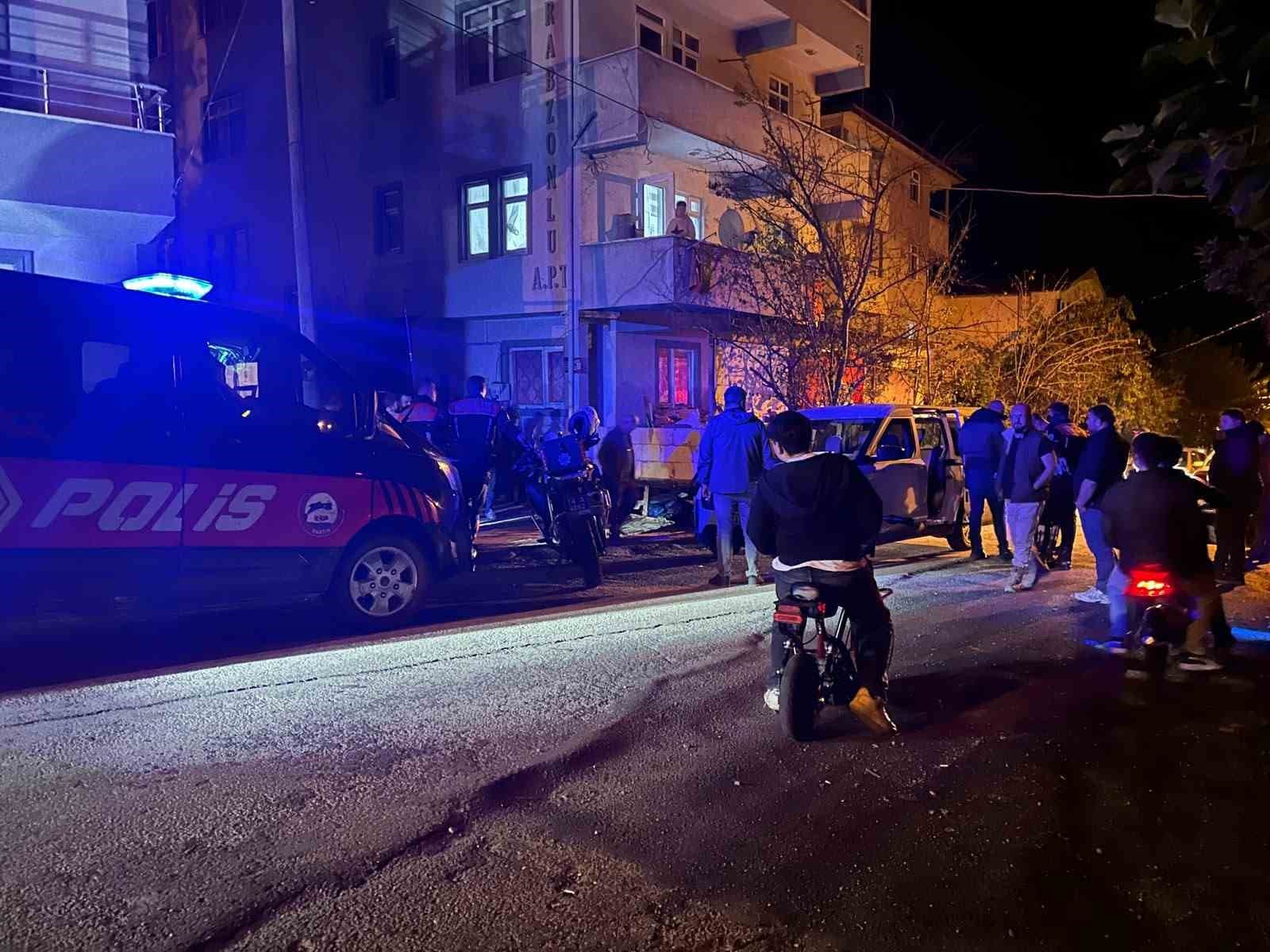 Bartın'da Evde Ateş Açan Şahıs Mahallede Panik Yarattı, Gözaltına Alındı