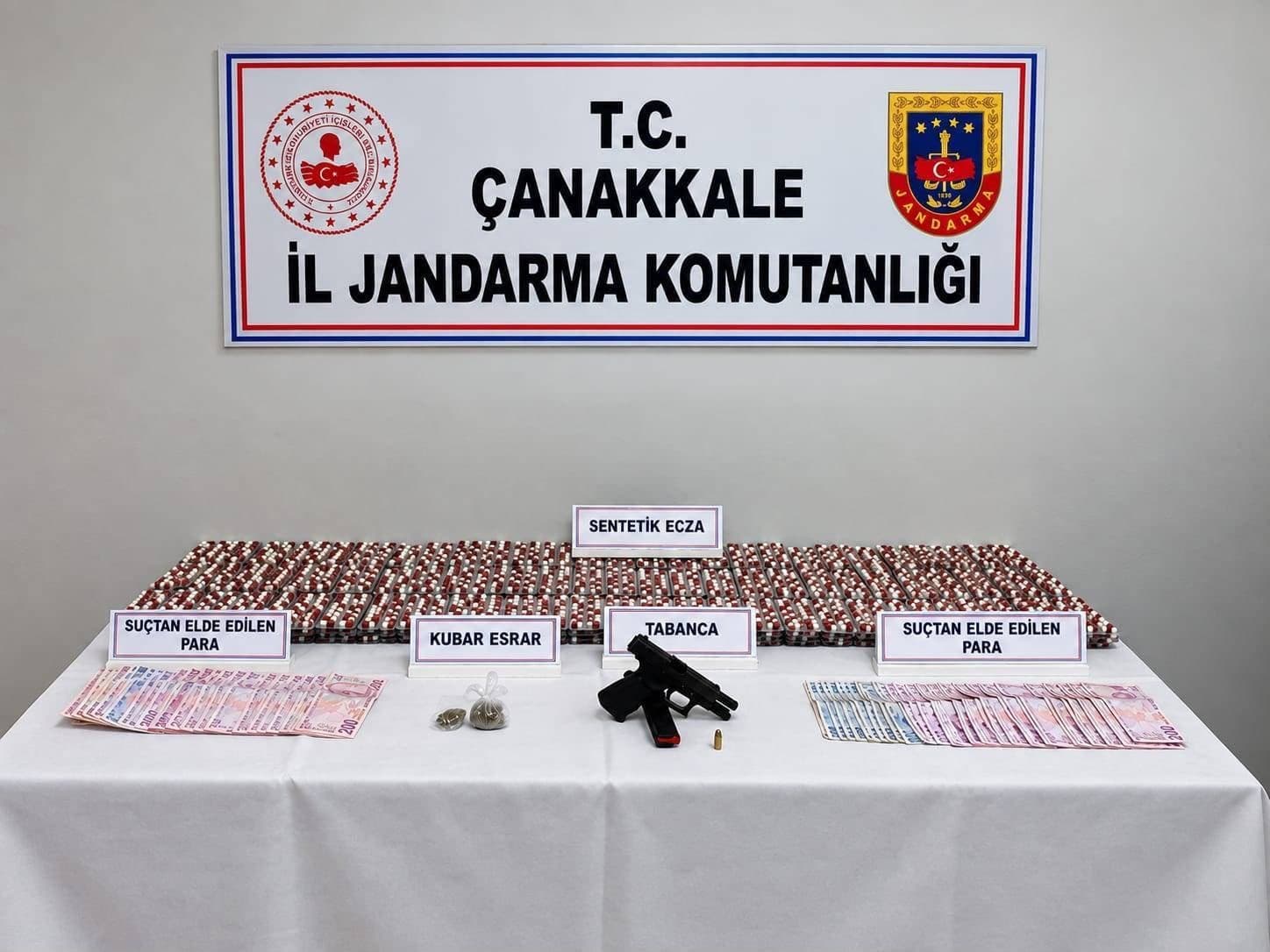 Çanakkale'de Narkotik Operasyonu: İki Şüpheli Tutuklandı