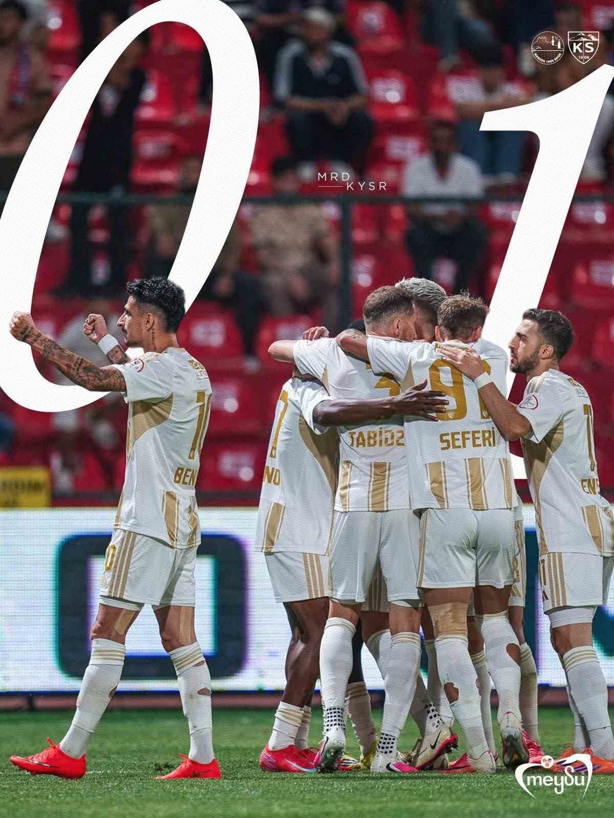 Kayserispor, Mardin deplasmanında galip gelerek milli araya lider oldu