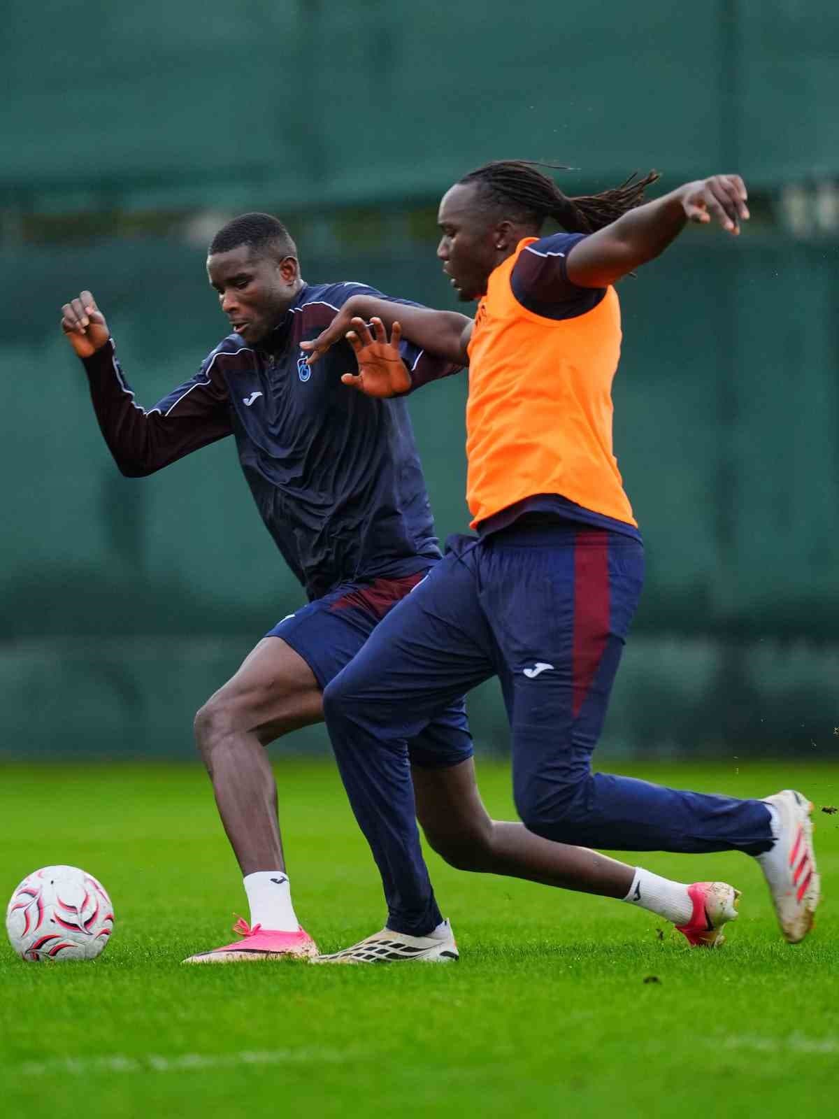 Trabzonspor, Samsunspor Maçı İçin Hazırlıklarını Sürdürüyor