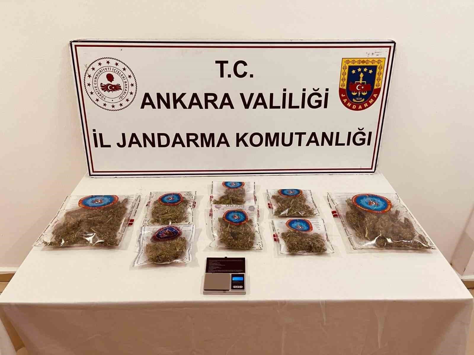 Ankara'da Jandarma Narkotik Operasyonu: Dört Şüpheli Gözaltına Alındı