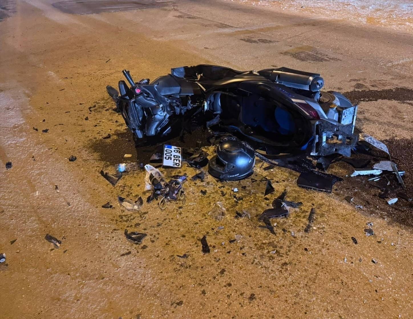 Otomobil ve Motosiklet Çarpıştı: Motosiklet Sürücüsü Ağır Yaralandı