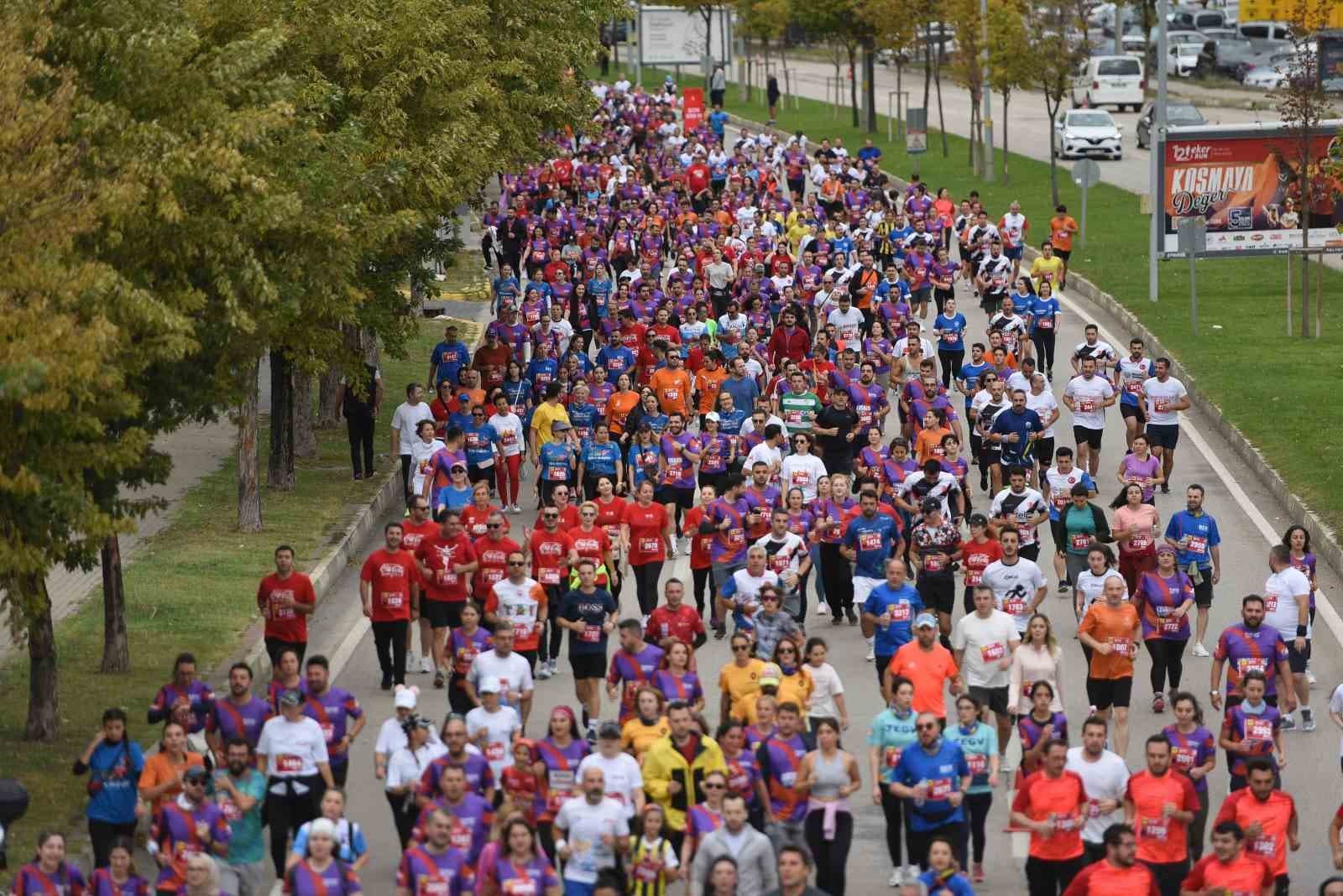 Eker I Run, 19 Sivil Toplum Kuruluşu İçin Dayanışma Koşuları Düzenliyor