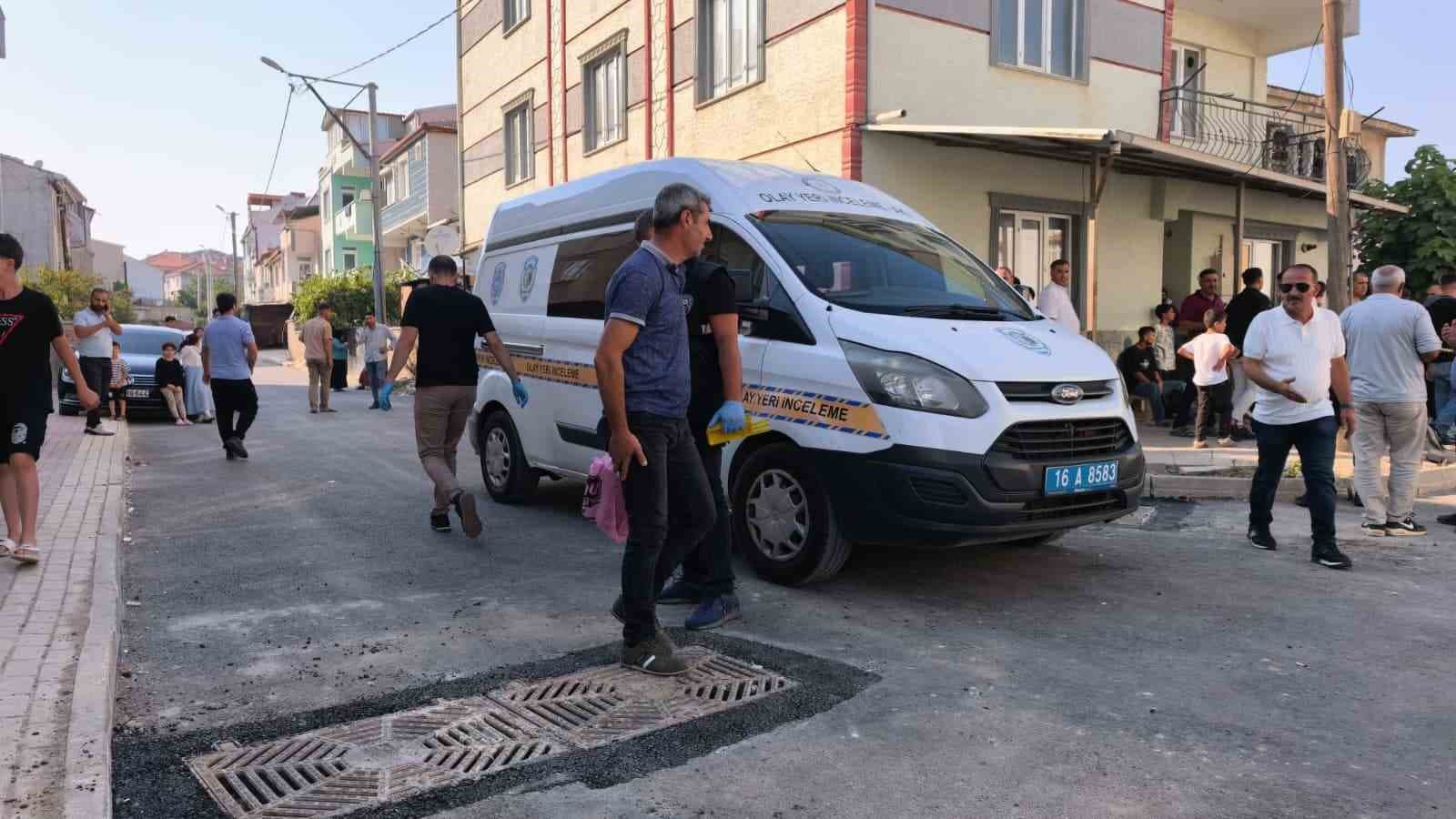 İnegöl'de Husumet Nedeniyle Silahlı Çatışma: İki Kişi Yaralandı