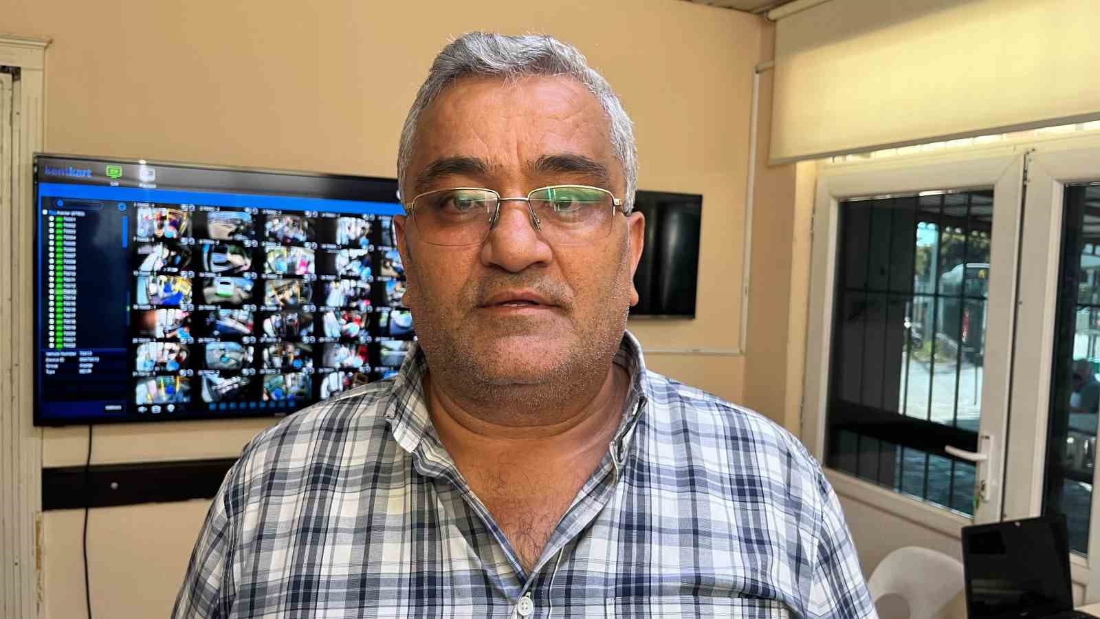 Şikayetler Sonrası Yaşlı Adam Kılığına Girerek Halk Otobüslerini Denetledi