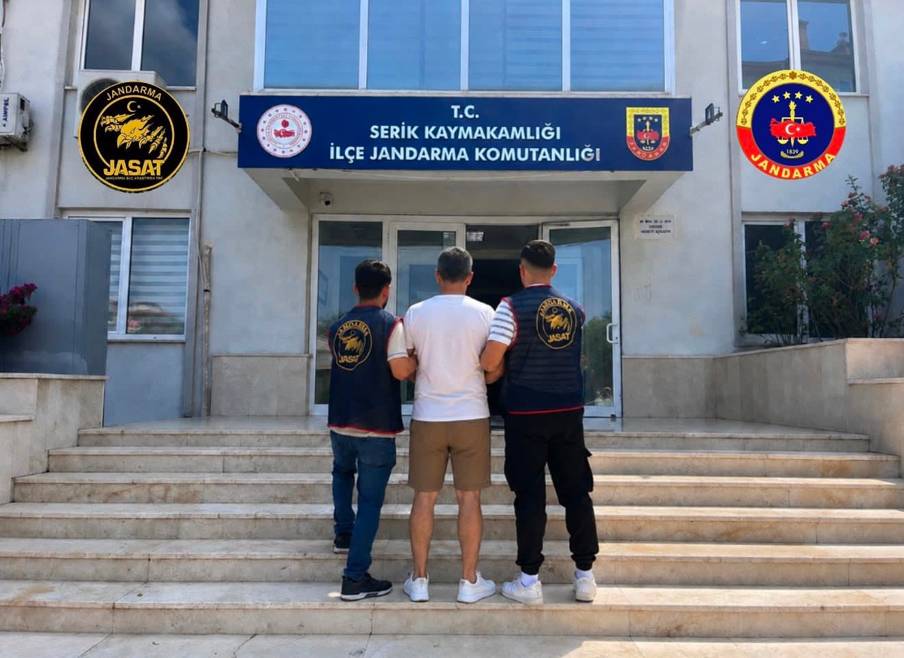 Antalya'da JASAT, Bir Ay İçinde Bin 331 Aranan Kişiyi Yakaladı