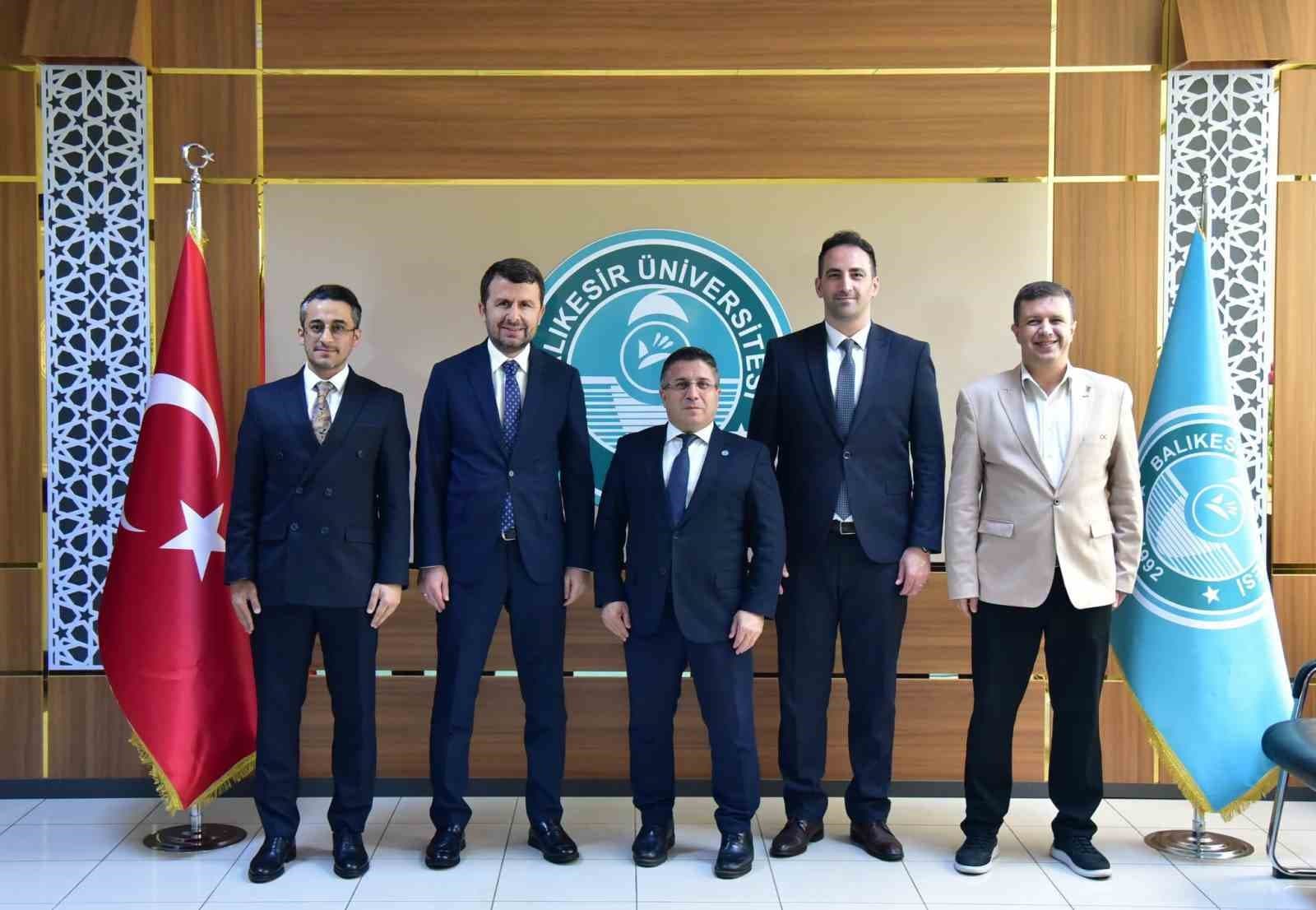 BİK Genel Müdürü Abdulkadir Çay, Balıkesir Üniversitesi Rektörü Yücel Oğurlu'yu Ziyaret Etti