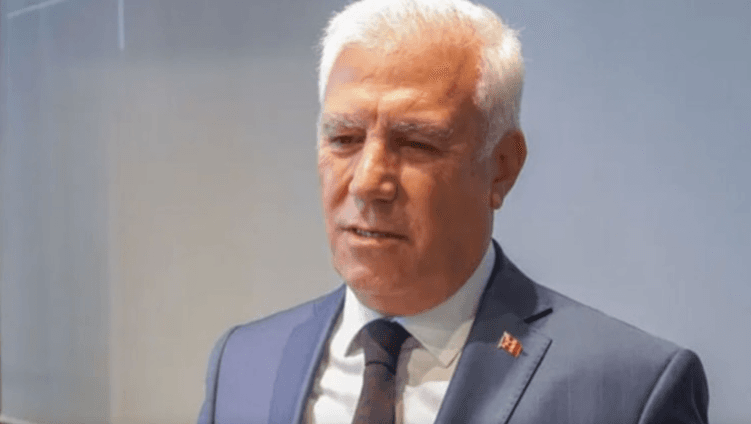 BURSA’DA SİYASİ DEPREM: TUTUKLU BAŞKAN MUSTAFA BOZBEY CHP’DEN İSTİFA ETTİ 