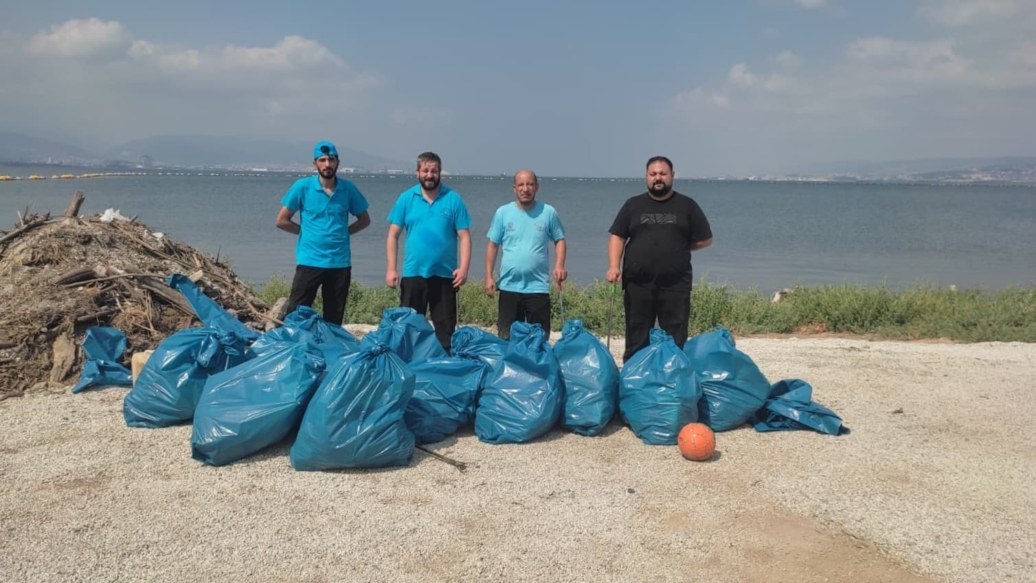 Sahillerden Toplam 10 Ton 81 Kilogram Atık Toplandı
