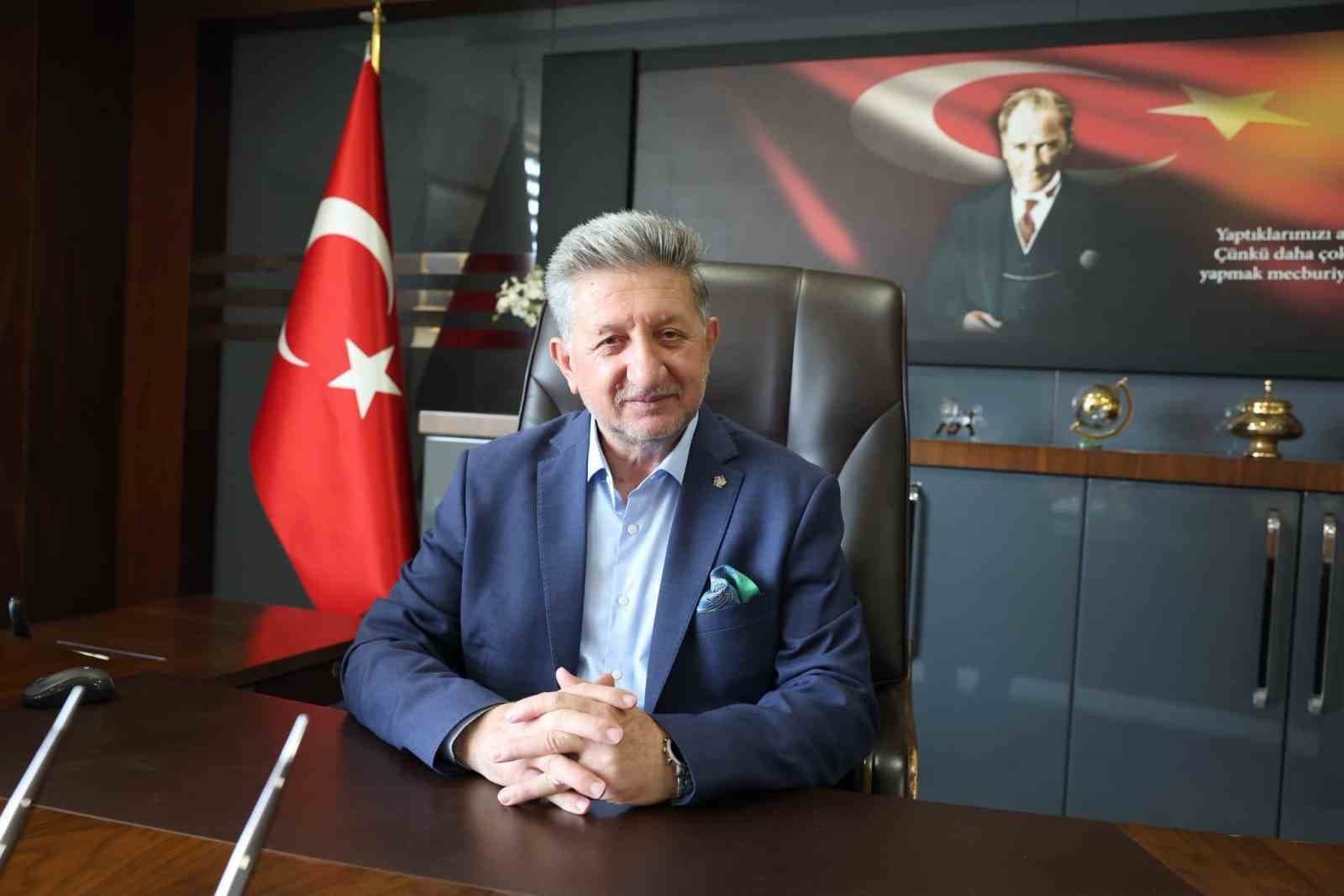 Nazilli Ticaret Odası Eski Başkanı Arslan Görev Devretti: Hizmet Sorumluluğunun Devam Edeceği Vurgulandı
