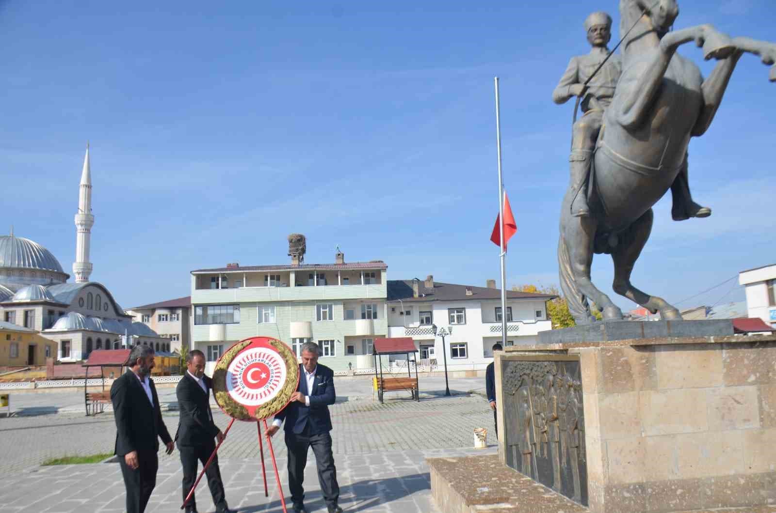 Bulanık’ta muhtarlar günü törenle kutlandı