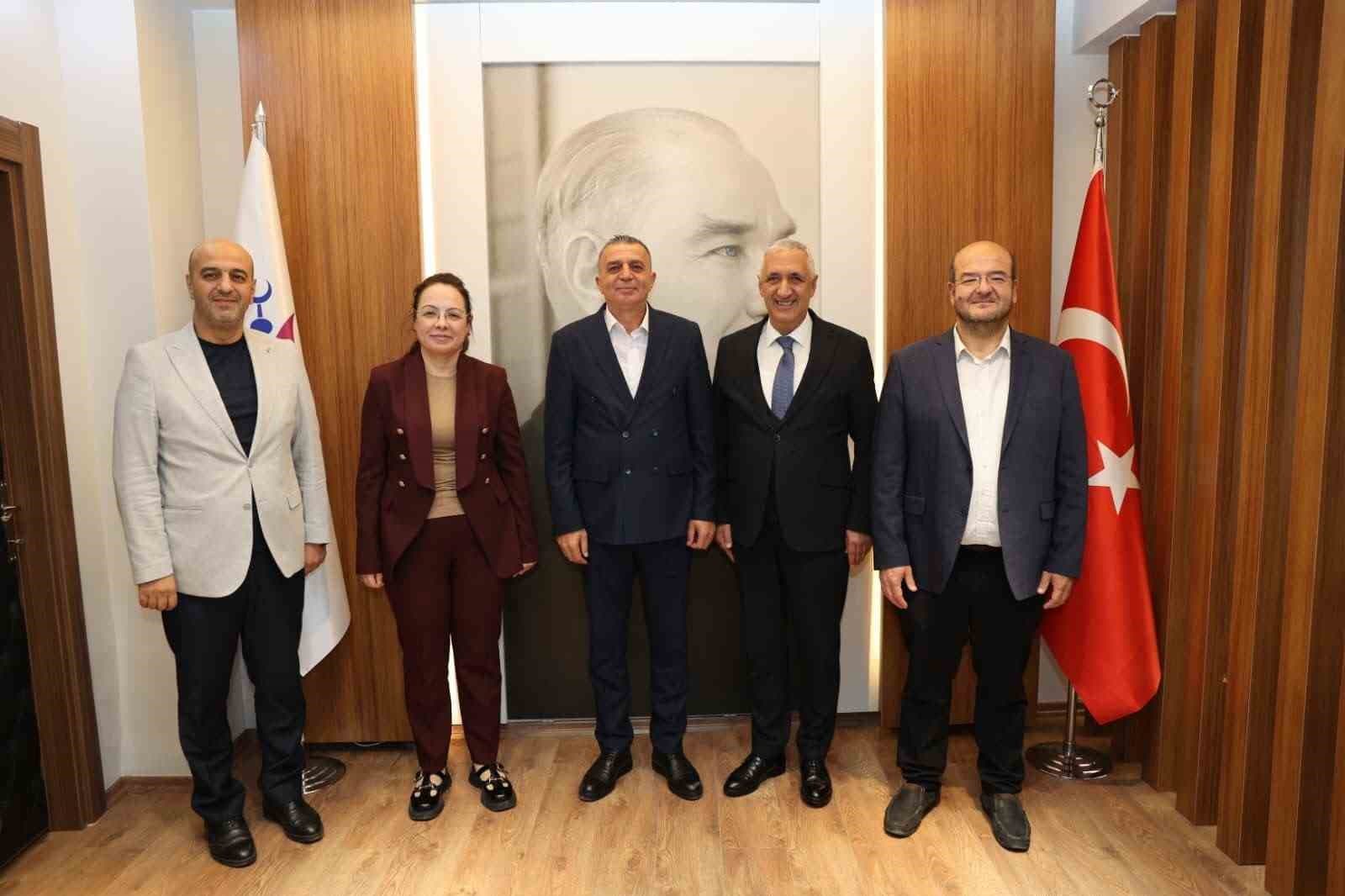 MASKİ Genel Müdürü, Şehzadeler ve Yunusemre'de Altyapı Koordinasyonunu Değerlendirdi