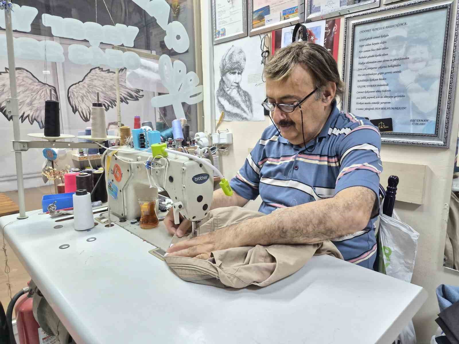 Yılların Terzisi Yaşar Kemal, Kumaş Kalitesindeki Düşüş Nedeniyle Dikim İşlerini Durdurdu