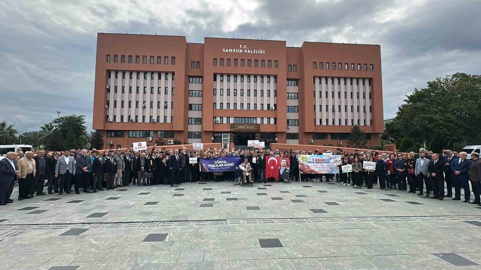 Samsun'da 1 Ekim Dünya Yaşlılar Günü Etkinlikleri Düzenlendi