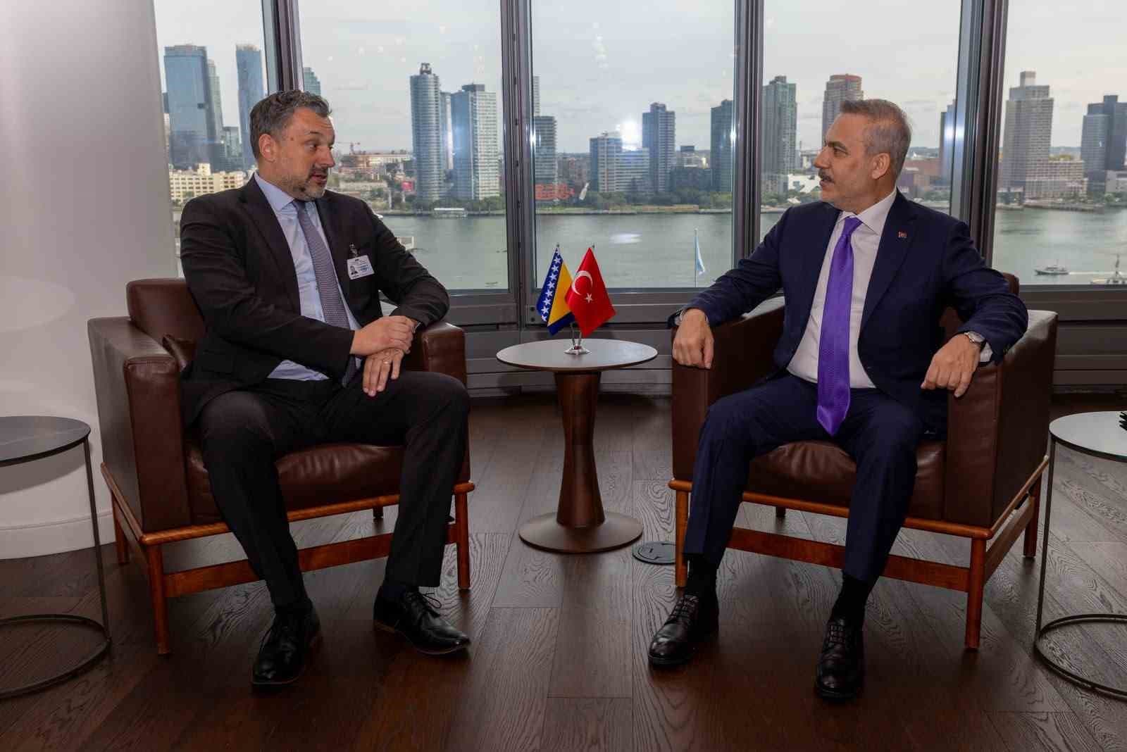 Bakan Fidan, New York'ta Bosna Hersek Dışişleri Bakanı Konakovic ile Görüşme Yaptı