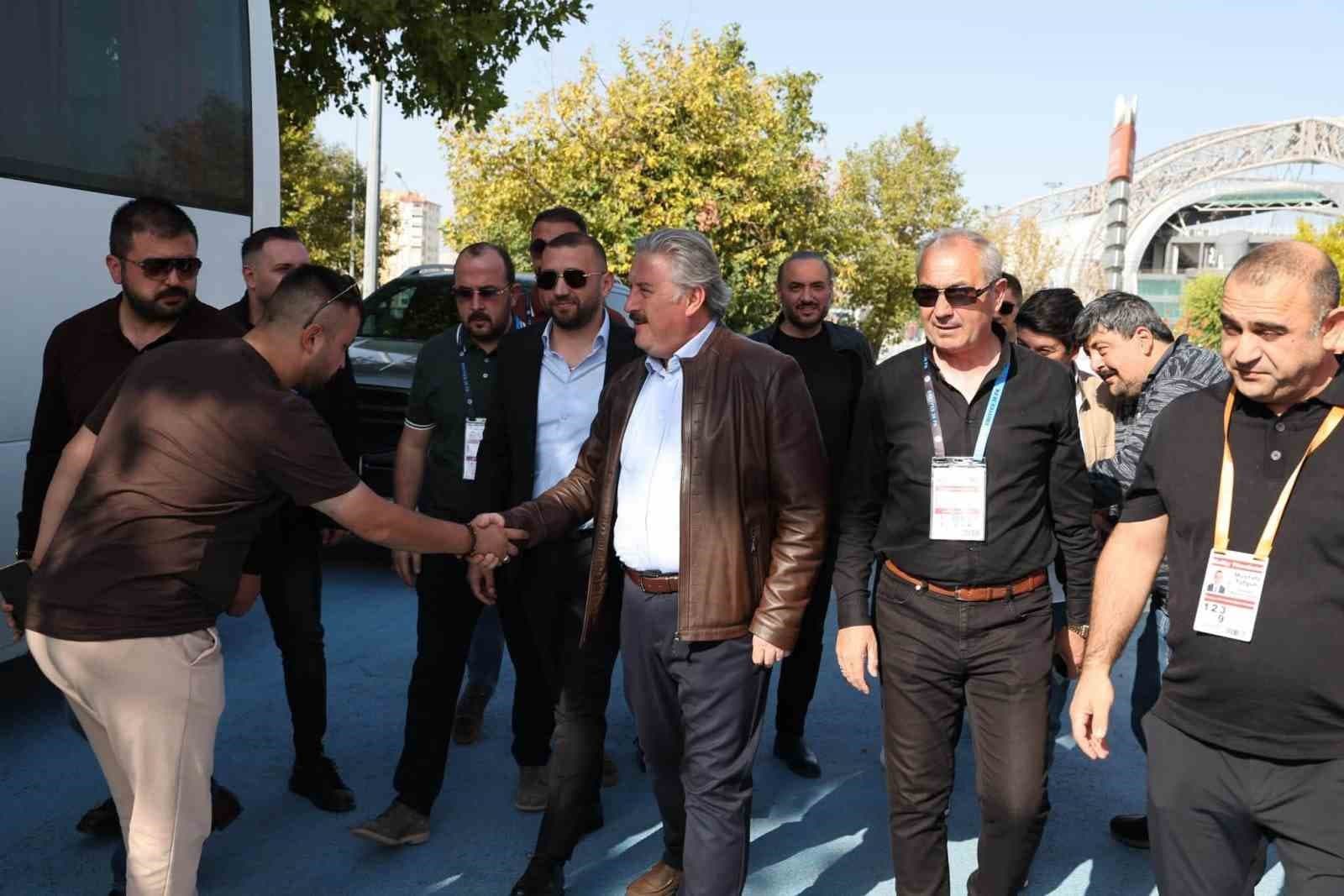 Erciyes 38 FK Başkanı Ersoy'dan Melikgazi Belediye Başkanı Palancıoğlu'na Teşekkür