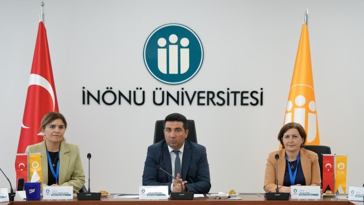 İnönü Üniversitesi'nde Öğrenci Odaklı Hizmetler Değerlendirildi
