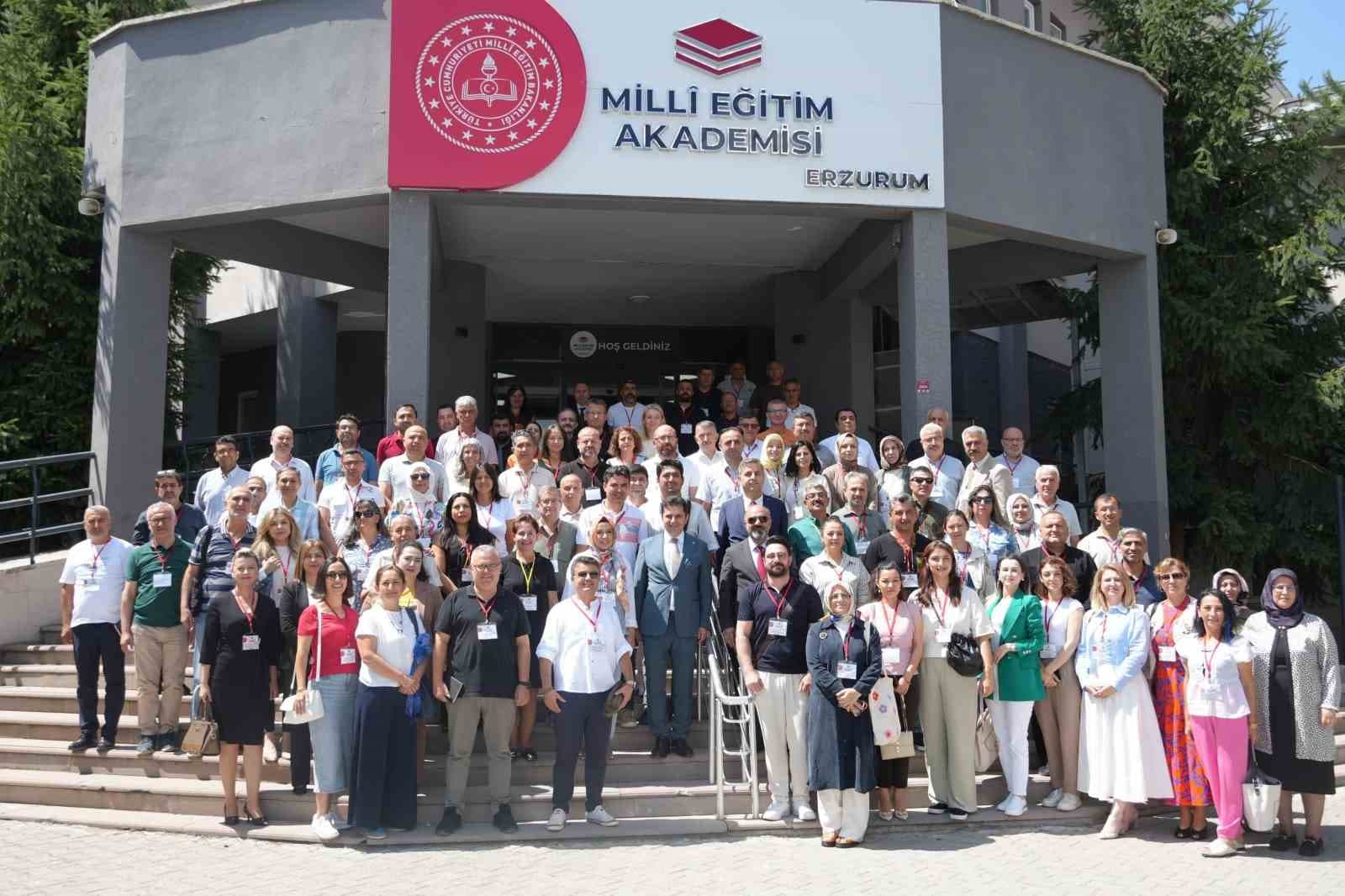 Mesleki ve Teknik Eğitimde Türkiye Yüzyılı Maarif Modeli Öğretmen Eğitimi Yapıldı