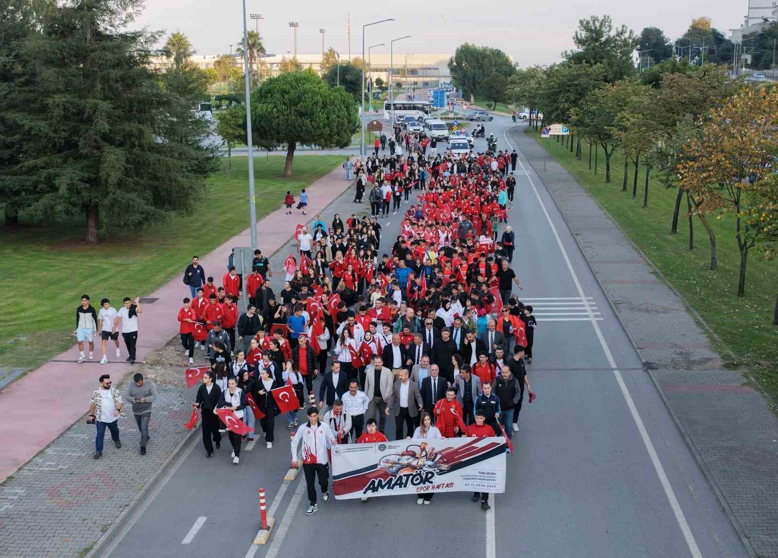 Samsun'da Amatör Spor Haftası Etkinliklerle Kutlandı