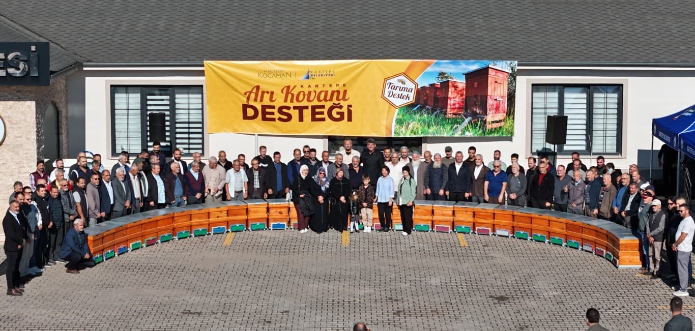 Kartepe'de Arıcılığa Destek: 125 Arıcıya 250 Takım Kovan Teslim Edildi