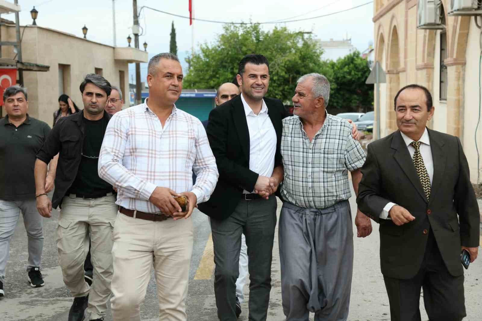 Akdeniz'de Mahalle Ziyaretleri Devam Ediyor: Kaymakam Beşikci Talepleri Yerinde Değerlendiriyor