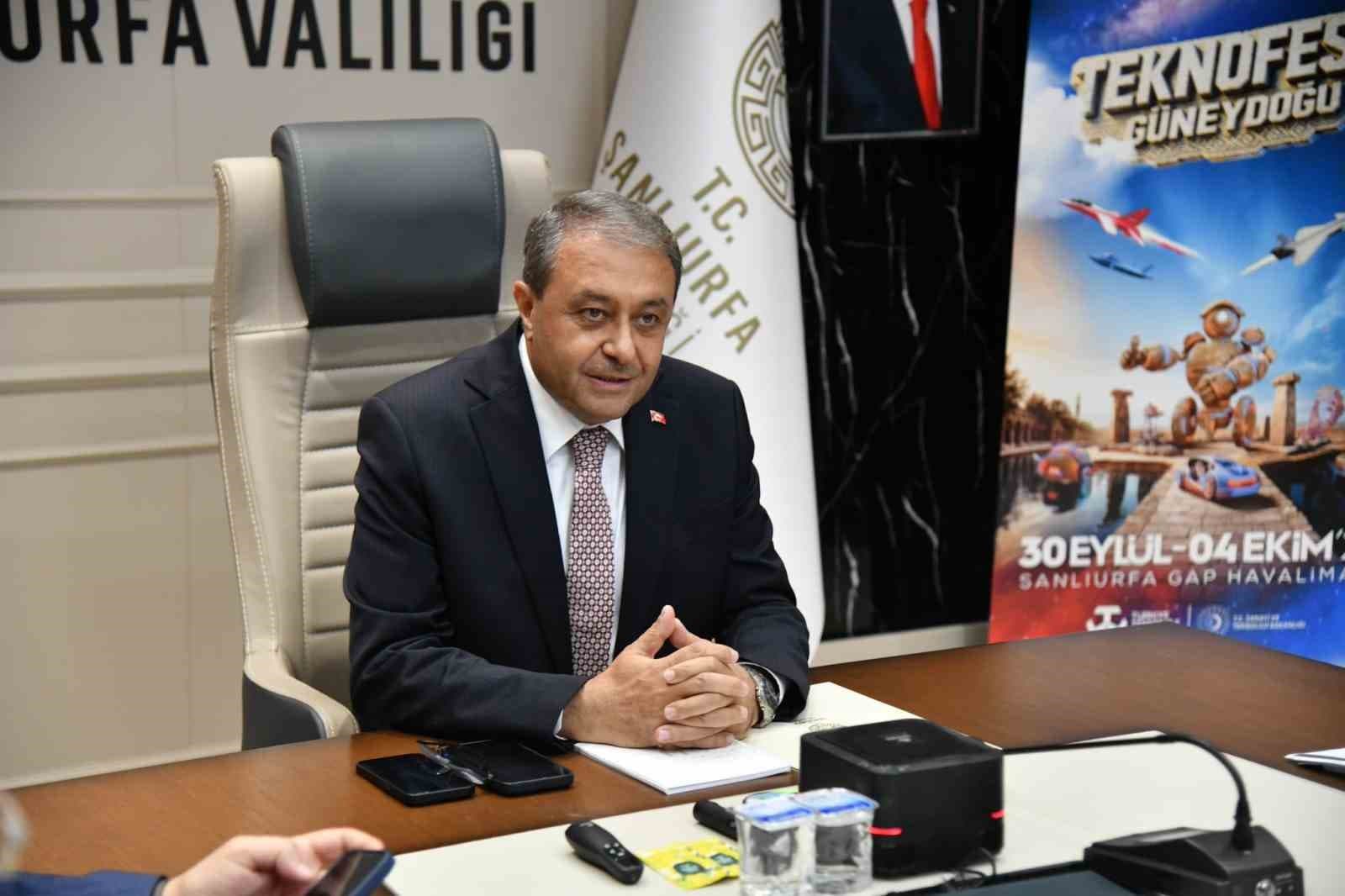 Vali Şıldak: Uçakta Patlayıcı Tespit Edilmedi, Hava Trafiği Yeniden Başladı