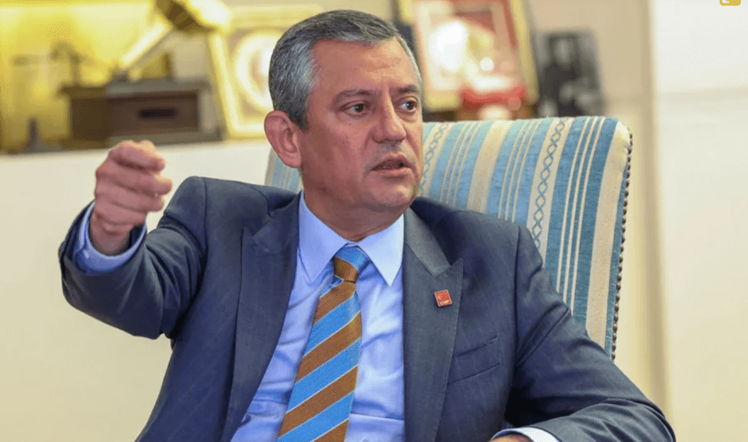 ÖZGÜR ÖZEL'DEN YENİ PARTİ SÜRECİ VE SİYASİ BASKI İDDİALARI