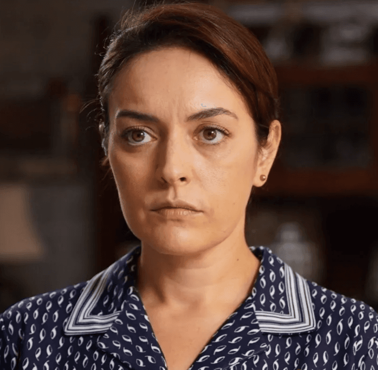 EZGİ MOLA'DAN YENİ GİRİŞİM: ALAÇATI'DA MEKAN AÇTI