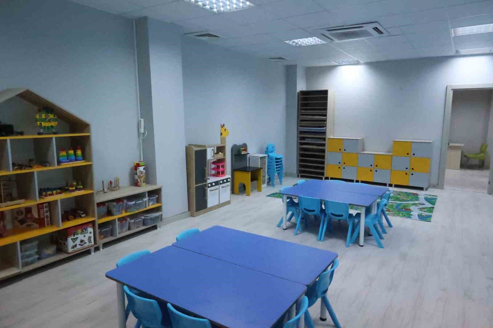 Elmalı'da Yeni Kreş ve Gündüz Bakımevi Hizmete Açıldı