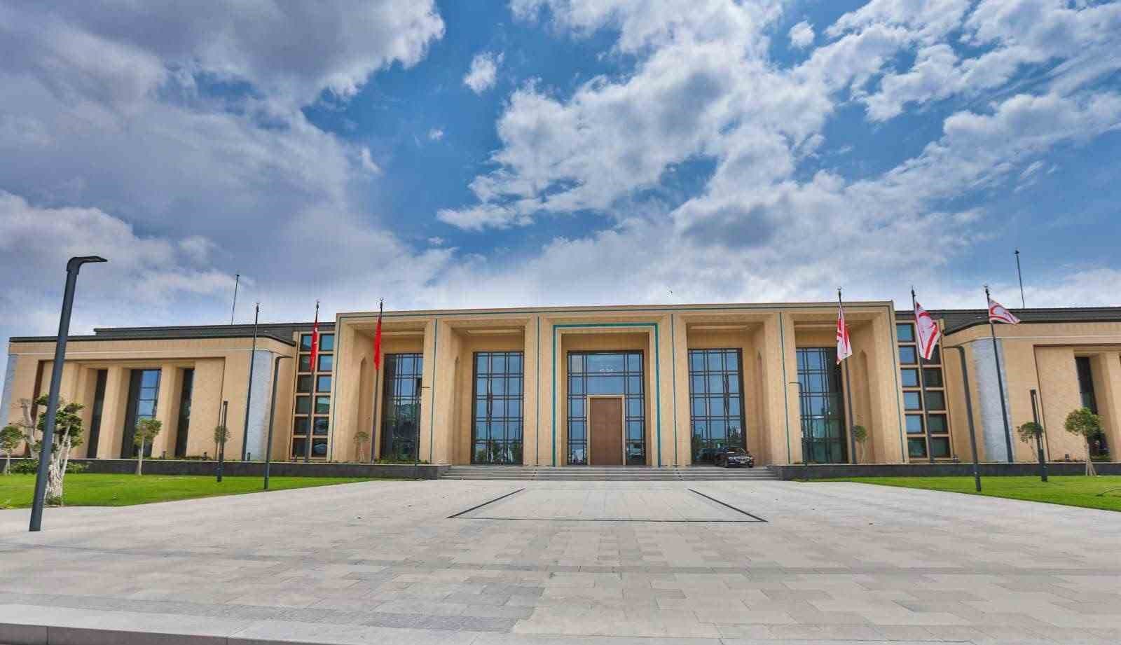 AB Komisyonu, KKTC Cumhurbaşkanı Erhürman’ın Mektubuna Yanıt Verdi: Endişeler Kaydedildi