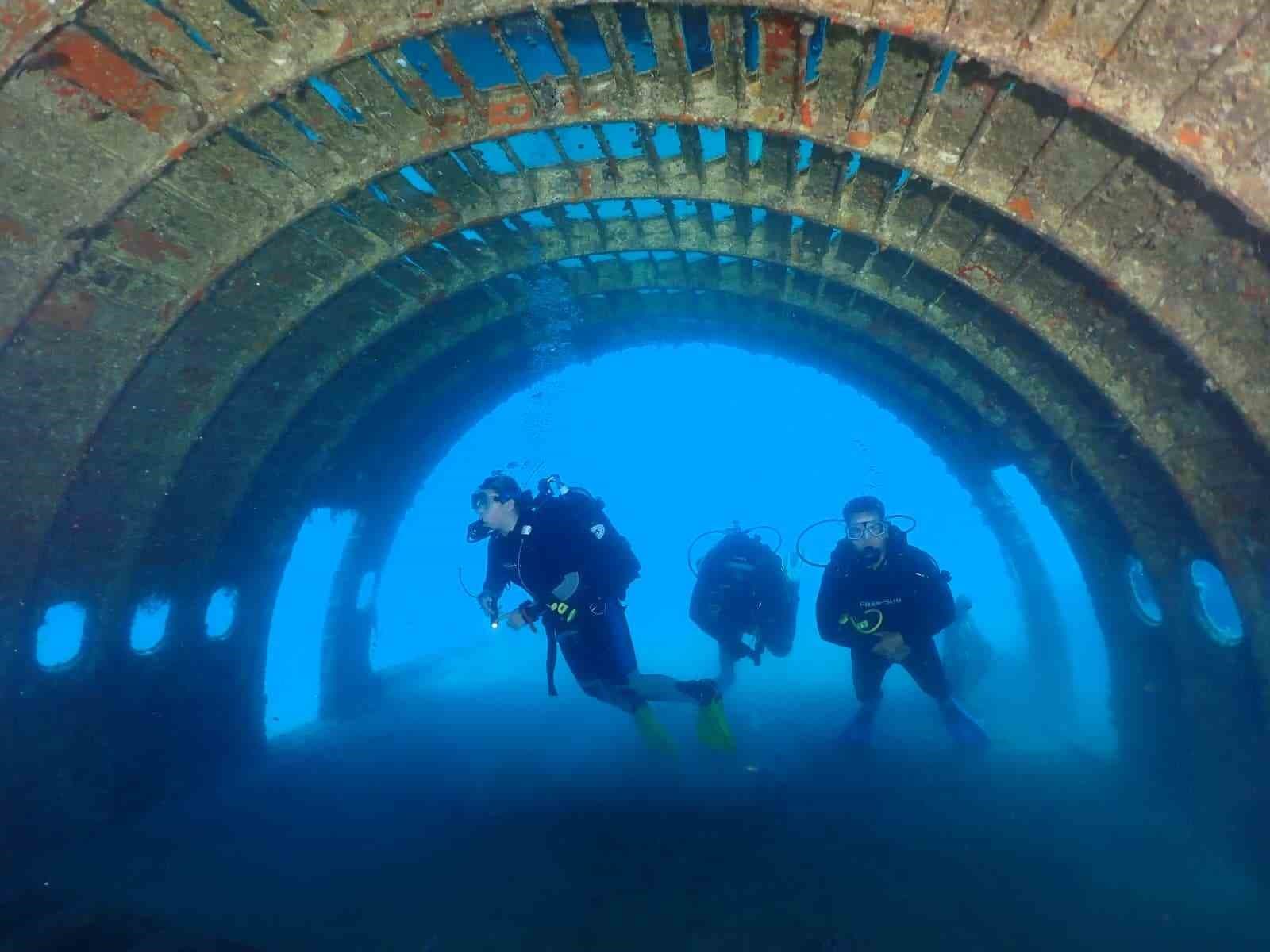 Kuşadası'ndaki Batık Uçak, Onuncu Yılında Dalışseverlerin Odağında