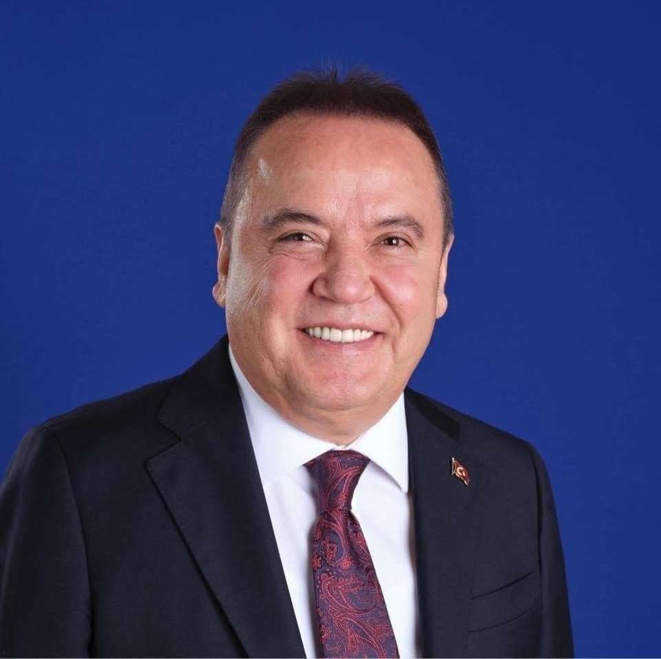 Antalya Büyükşehir'de İhaleler İçişleri Müfettişlerince Gözden Geçirilecek