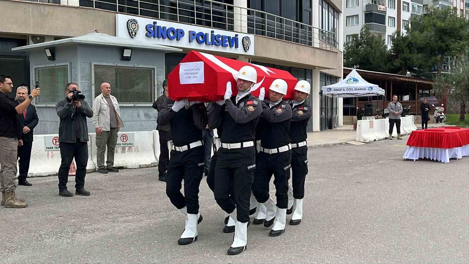 Tekne Kazasında Hayatını Kaybeden Polis Memuru Orhan Gazi Yetiş İçin Tören Yapıldı