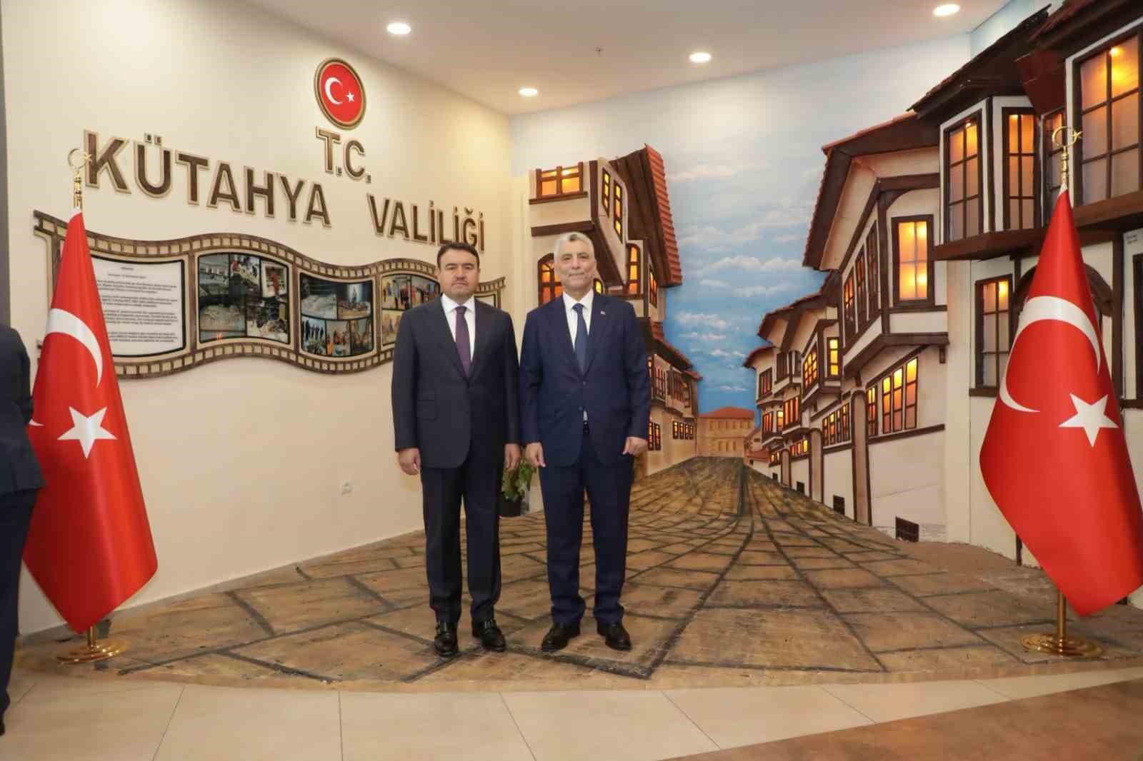Ticaret Bakanı Bolat, Kütahya Valiliği'ni Ziyaret Etti