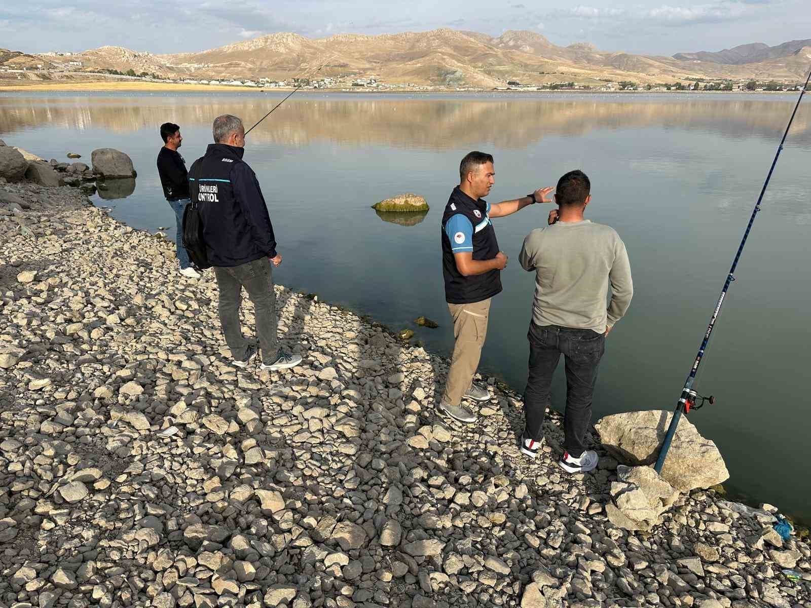 Van’da balıkçılık faaliyetlerine sıkı denetim
