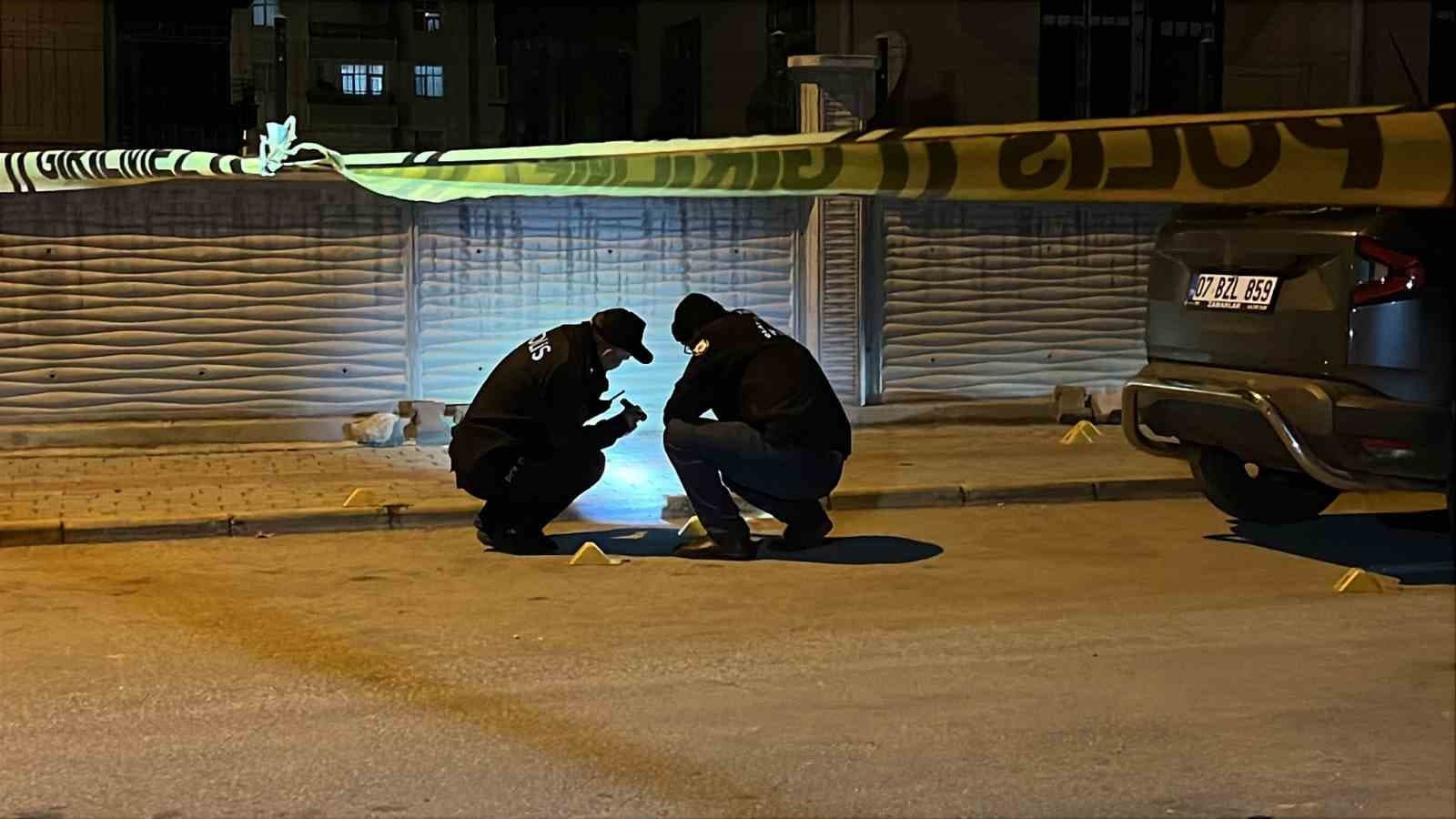 Konya'da Boşanma Sürecindeki Eşler Arasında Çatışma: Koca, Eşini Silahla Yaraladı