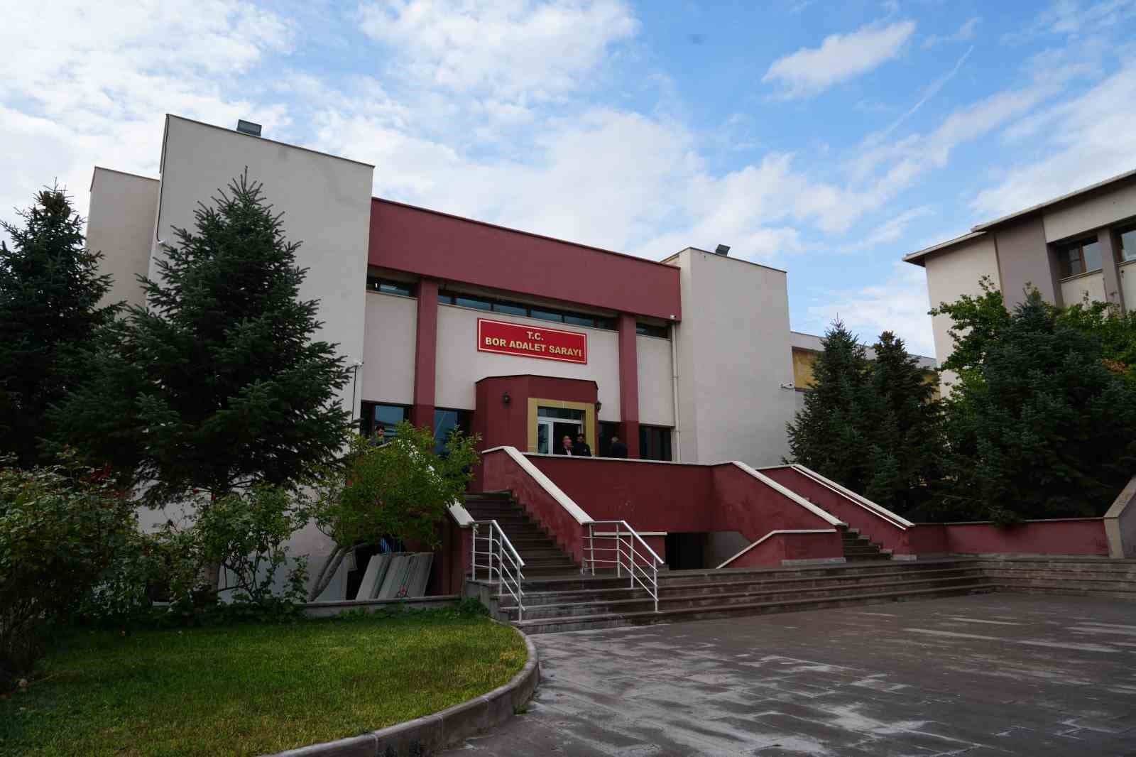 Niğde'deki Çocuk İşçi Davasında Karar Açıklandı: İki Sanığa Hapis, Bir Sanığa Beraat