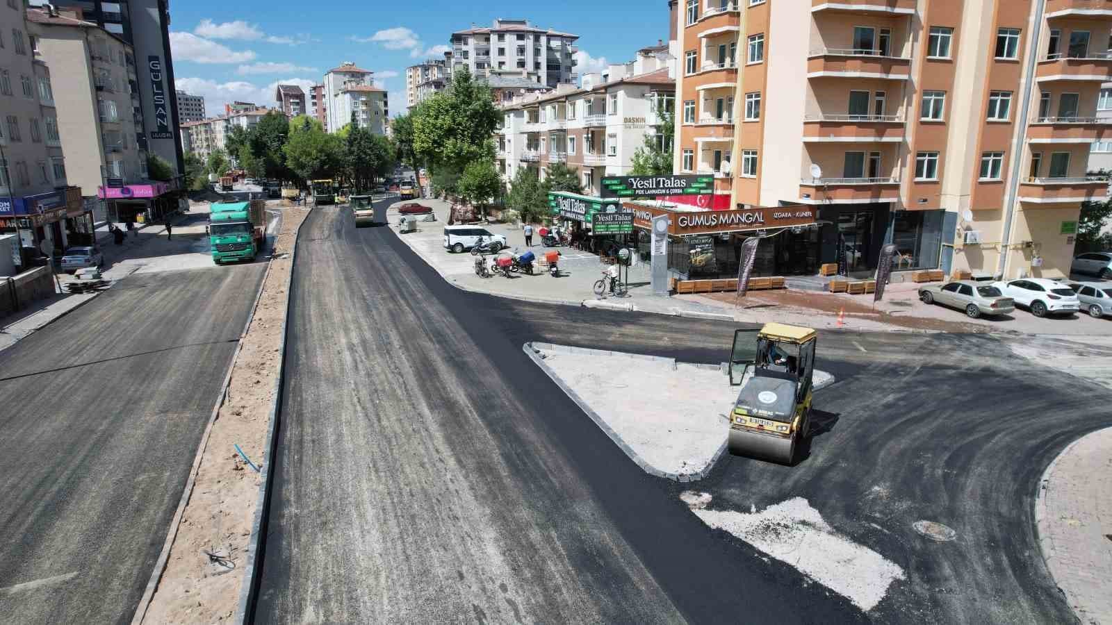 Talas'ta Ulaşım Altyapısını Güçlendirme: Akıllı Kavşak Düzenlemesi Devam Ediyor