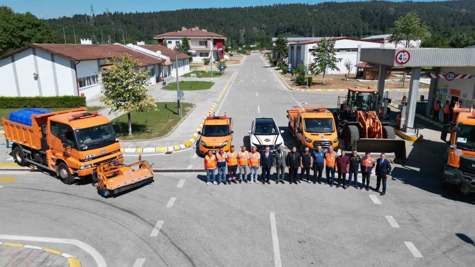 Düzce Valisi Makas, Kaynaşlı'da Karayolu Altyapısını Yerinde İnceledi