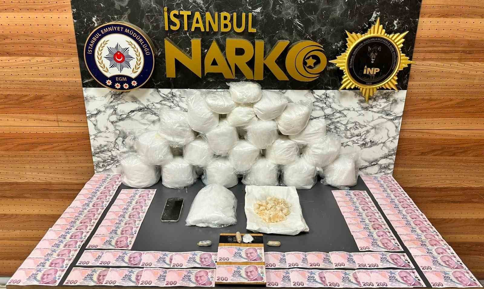 Avcılar'da Büyük Uyuşturucu Operasyonu: 20 Kilodan Fazla Metamfetamin Ele Geçirildi