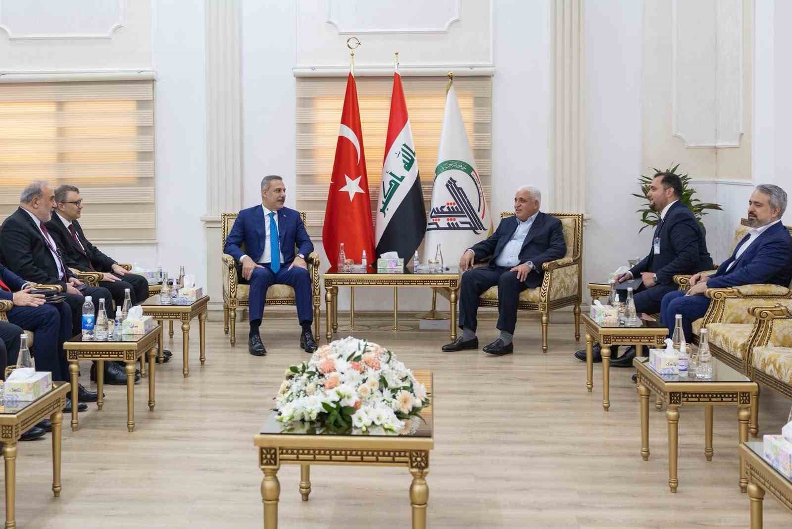 Bakan Fidan, Haşdi Şabi Komisyonu Başkanı Fayyad ile görüştü