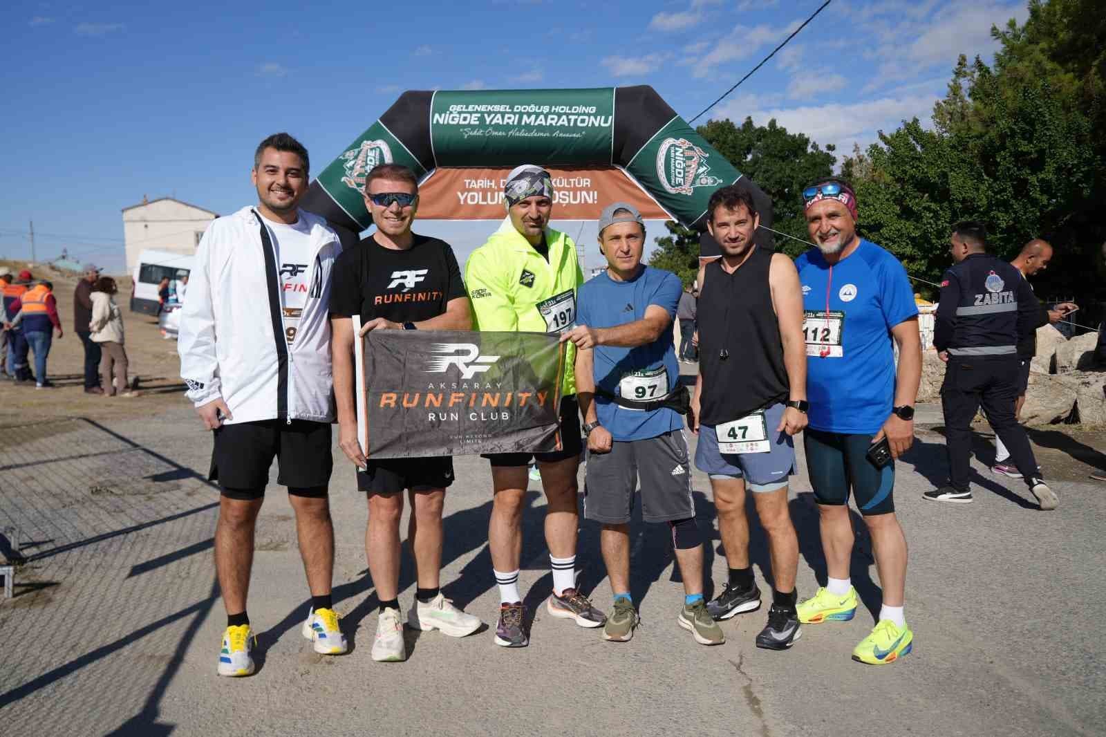 Niğde'de Ömer Halisdemir Anısına 3. Geleneksel Yarı Maratonu Düzenlendi