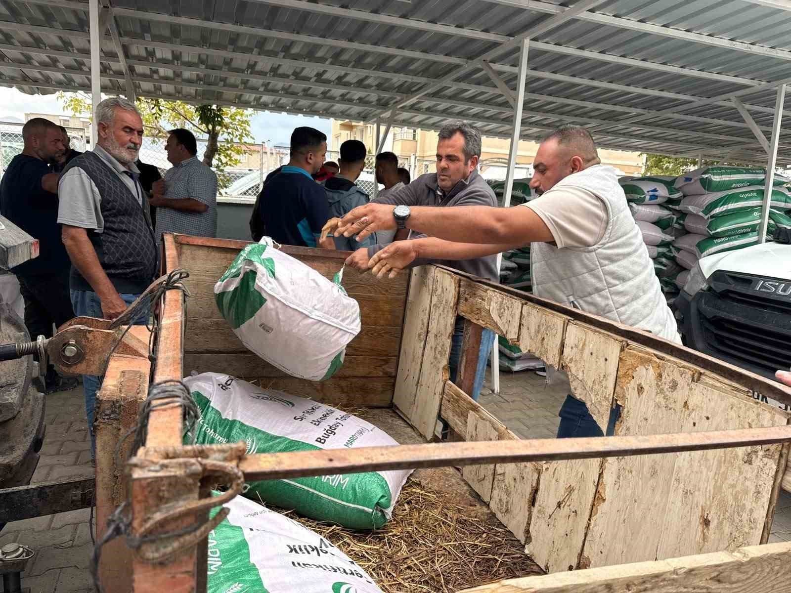 Iğdır'da Sertifikalı Buğday Tohumu Dağıtımı Yapıldı: 160 Üreticiye Destek